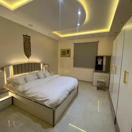 شقة كبيرة 3 غرف نوم وصالة Large Apartment With 3 Bedrooms And A Living Room Ta'if Exterior photo